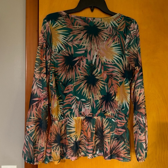 Willow & Root Mesh Blouse Women’s Size Small - Picture 5 of 6